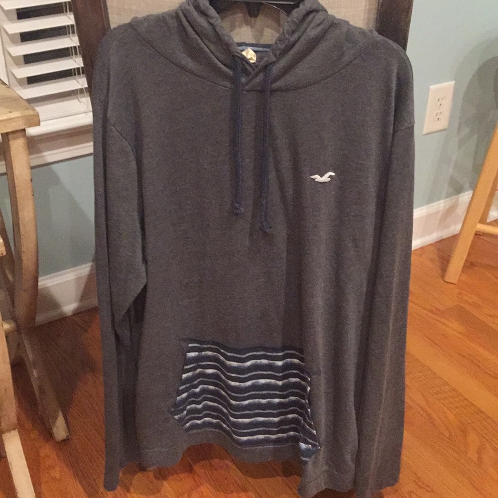 Hollister Hooded T-shirt